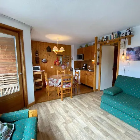 Confortable Pres Du Centre Avec Balcon Et Parking - Fr-1-693-74 Apartment *