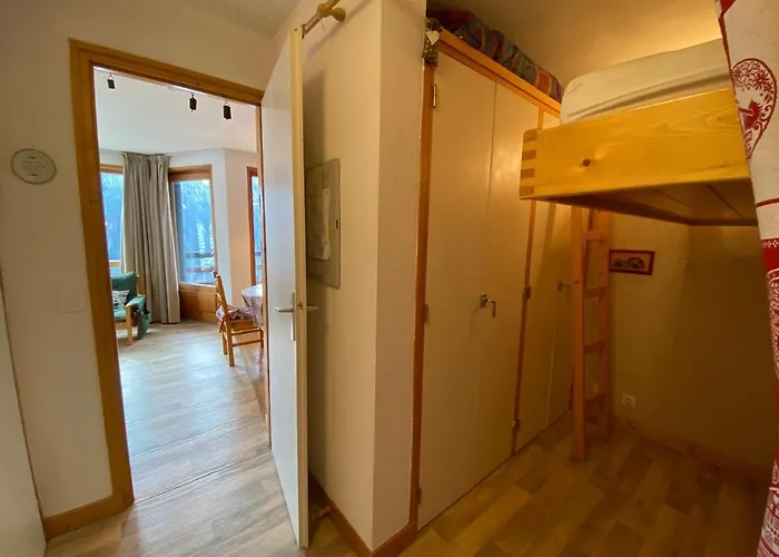 Διαμέρισμα Confortable Proche Du Centre, Balcon Et Parking Couvert - Fr-1-693-74 *